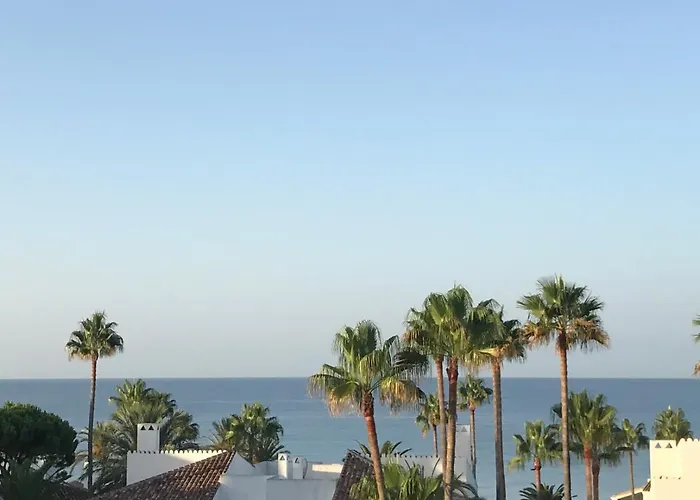 Jardines De Las Golondrinas Marbella With Sea Views
